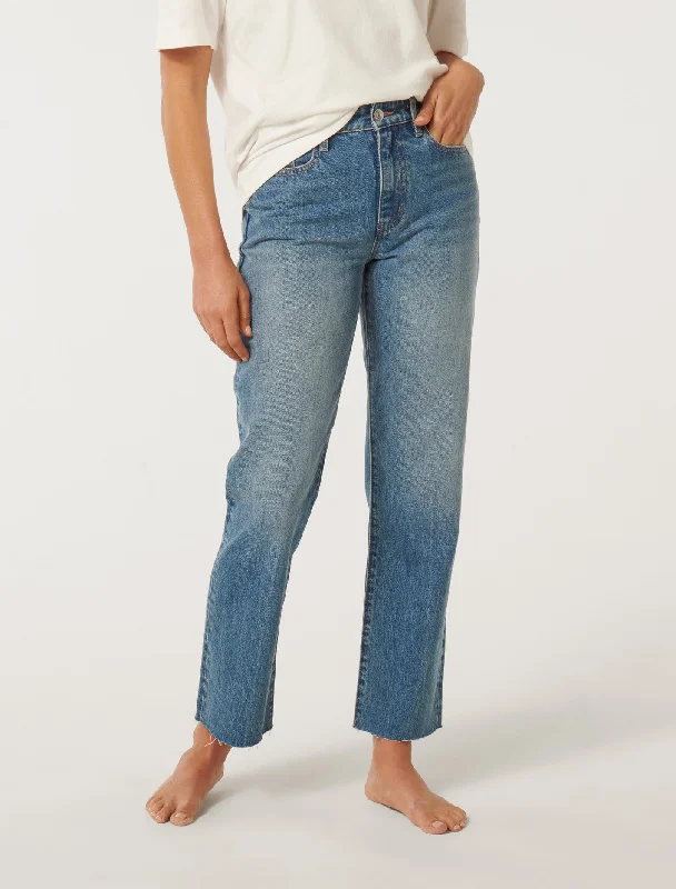 Niki Ankle Straight Jeans