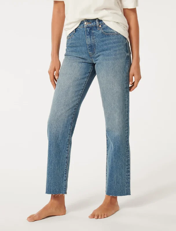 Niki Ankle Straight Jeans