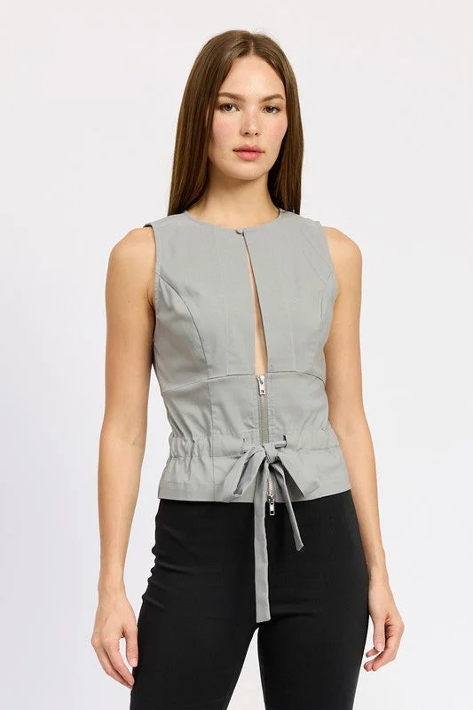 Hot Girl Front Cutout Zippered Sleeveless Utility Top In Grey