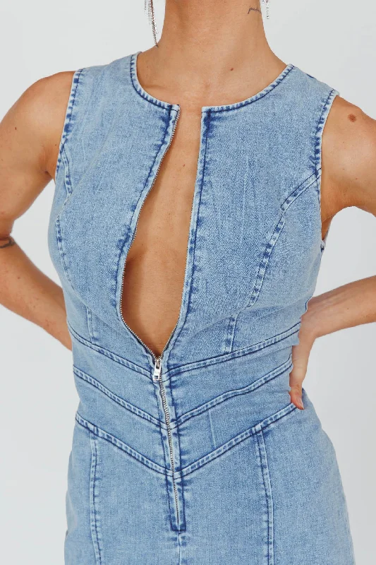 Teigan Heart Back Sleeveless Jumpsuit Light Denim