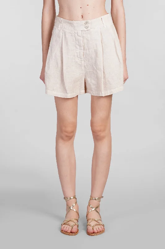 Shorts in beige linen