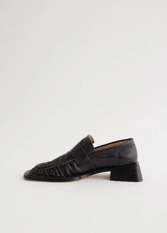 Airi Loafers