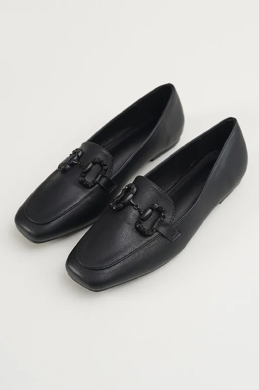 LOAFERS WITH BUCKLE