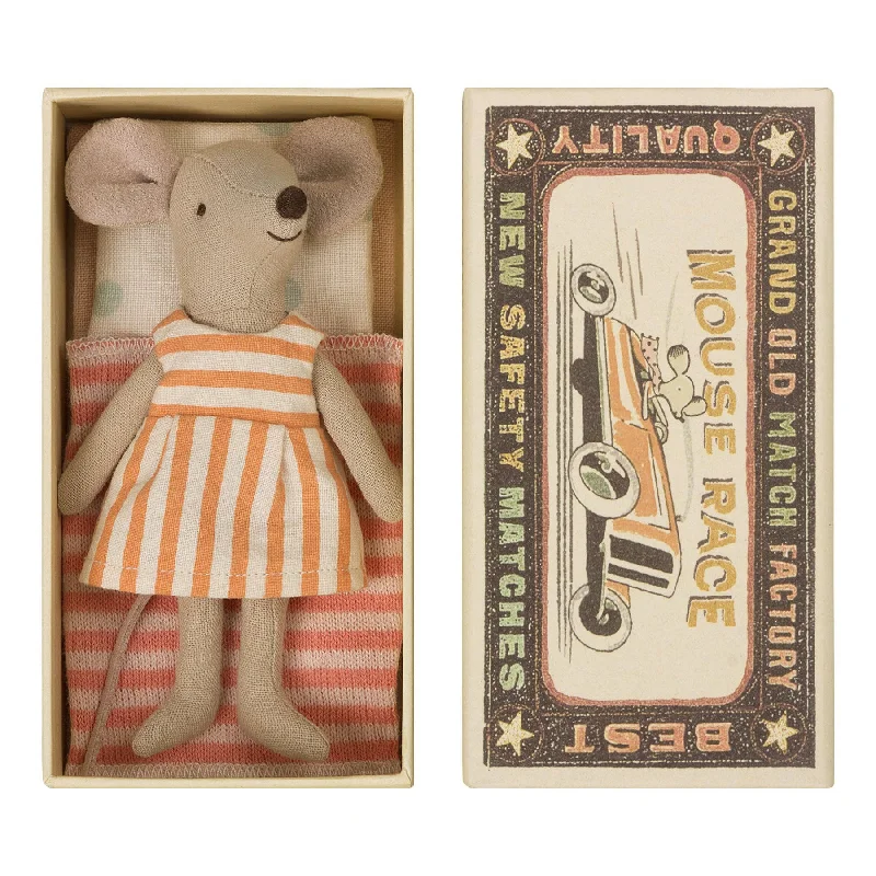 Cuddly and comforting plush charactersMaileg Big Sister Mouse in Box