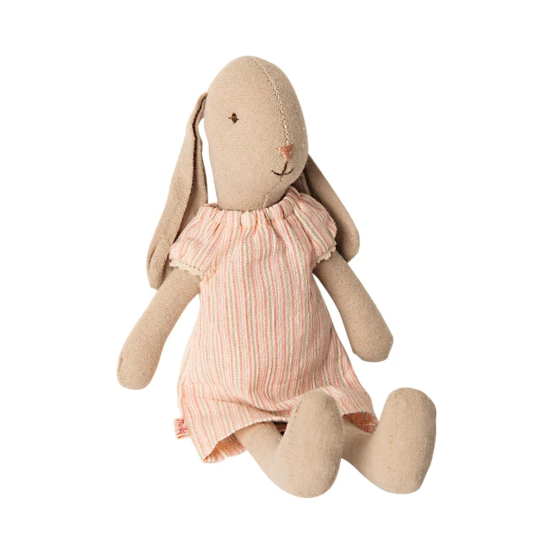 Delightful and enchanting plush friendsMaileg Bunny Size 1 Nightgown