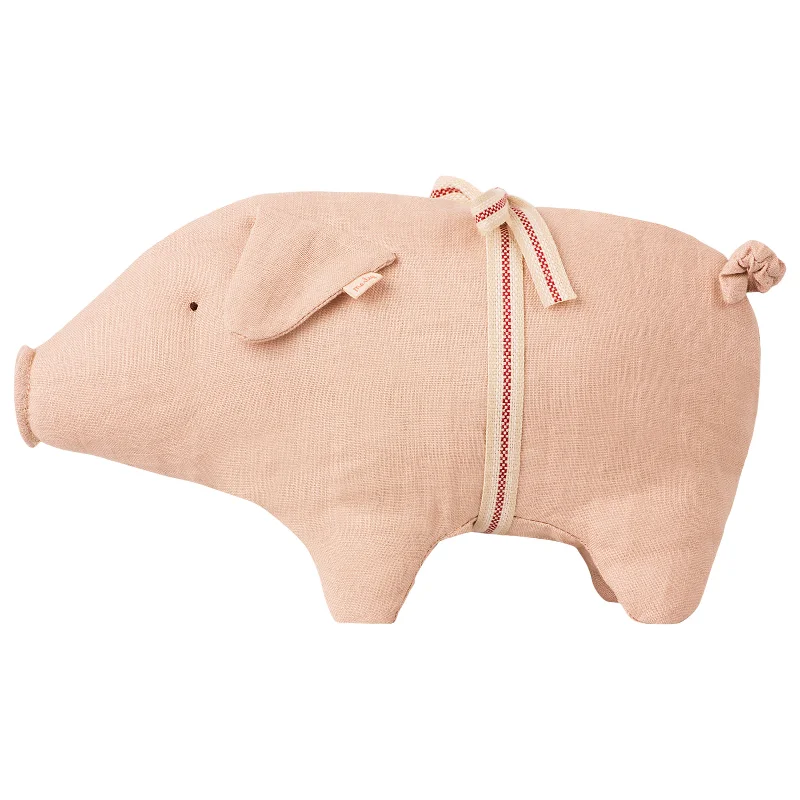 Delightful and enchanting plush friendsMaileg Pig Small