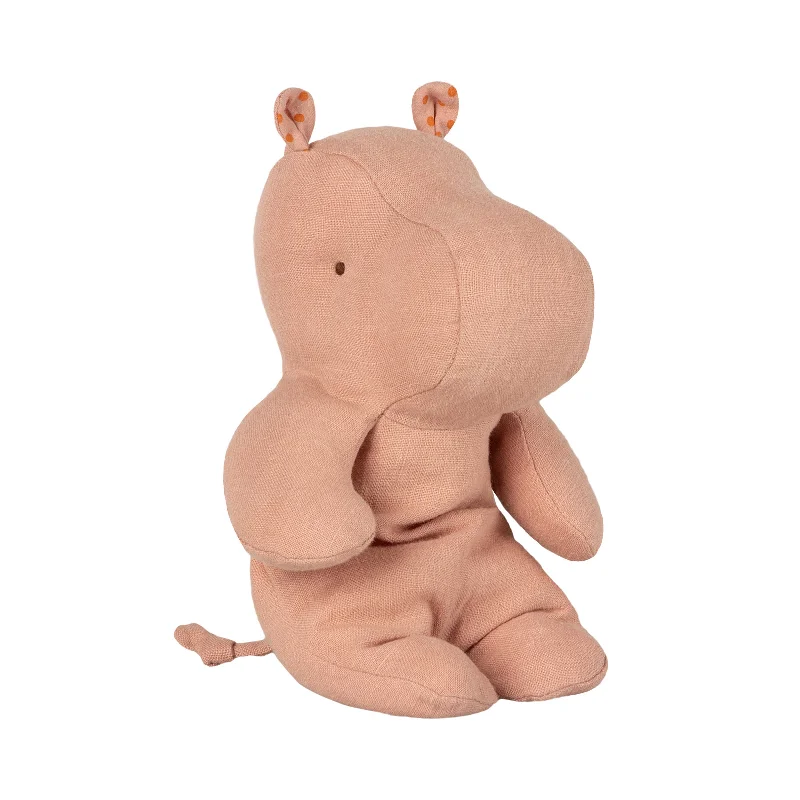 Endearing and lovable stuffed toysMaileg Safari Friends Hippo Dusty Rose