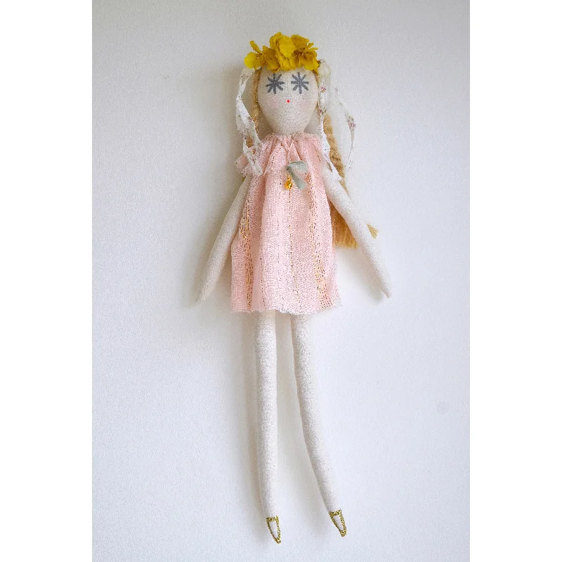 Fluffy and warm toy companionsMinina Loves Lizzie Doll Pink Lurex