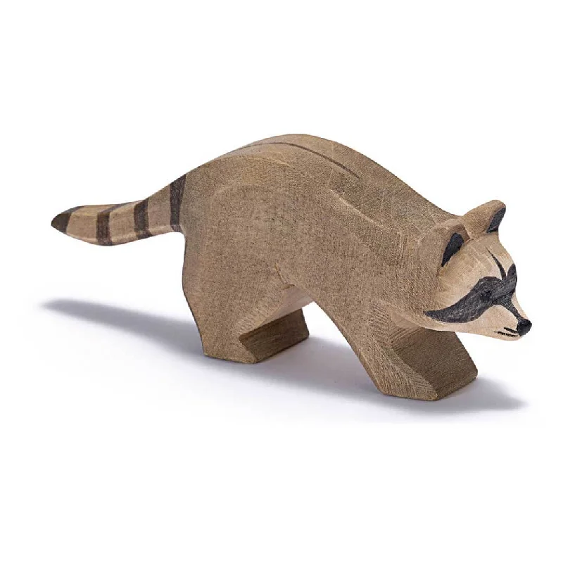 historically inspired wooden toys that teach history                   Ostheimer Raccoon, Running