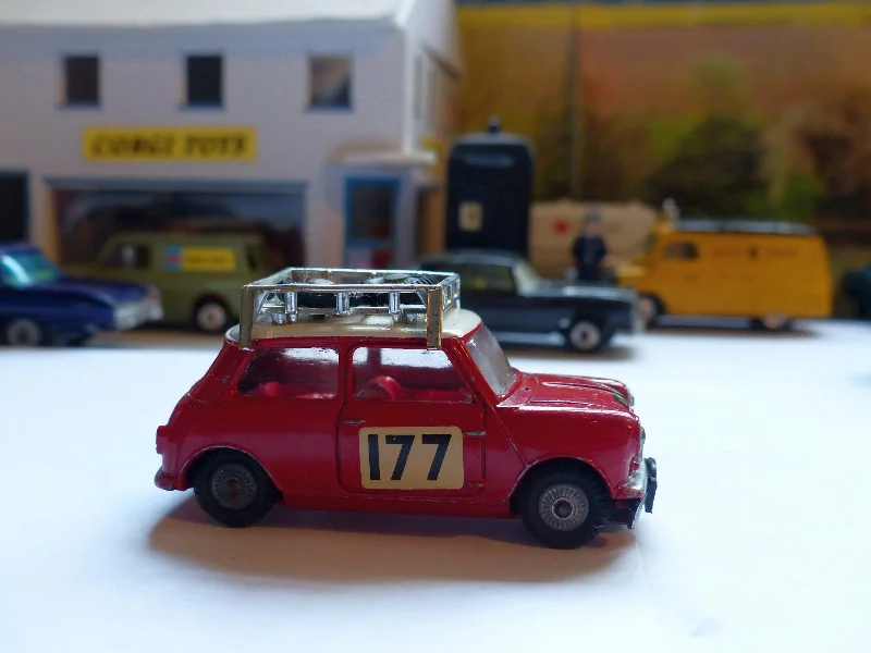 High-quality materials toys 339 BMC Mini- Cooper S Monte Carlo (later edition)