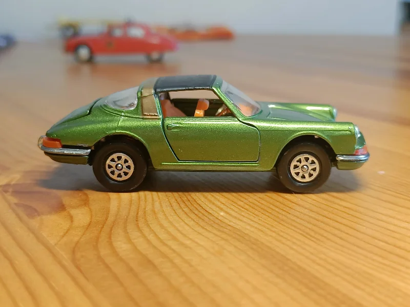 High-quality toy cars 382 Porsche 911S Targa