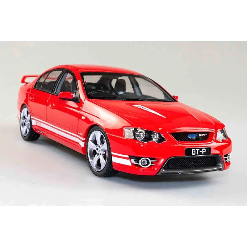High-quality materials toys FPV BF MKII GT-P - VIXEN RED with WINTER WHITE STRIPES - 1:18 Scale Resin Model Car