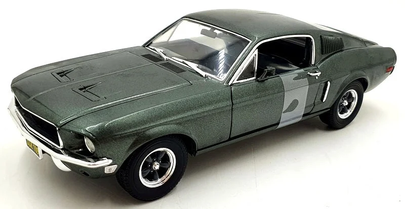 High-quality materials toys Greenlight 1/18 Scale Diecast 12822 - Steve McQueen 1968 Ford Mustang GT Bullitt