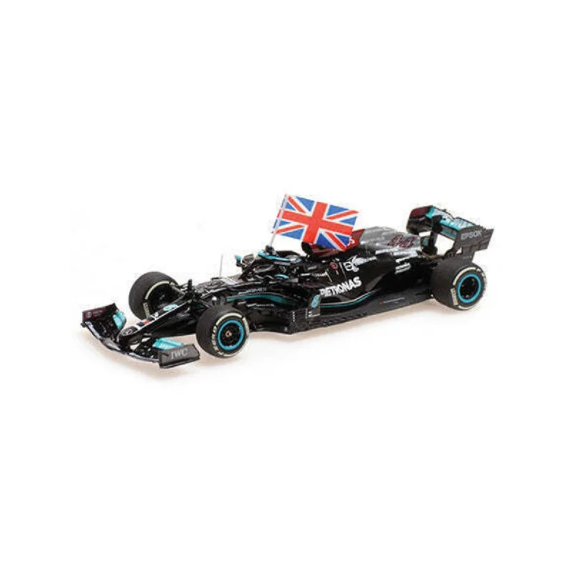 Fun toy carsMercedes-AMG Petronas Formula One Team W12 E Performance - Hamilton - Winner British GP 2021 - 1:43 Scale Diecast Model Car