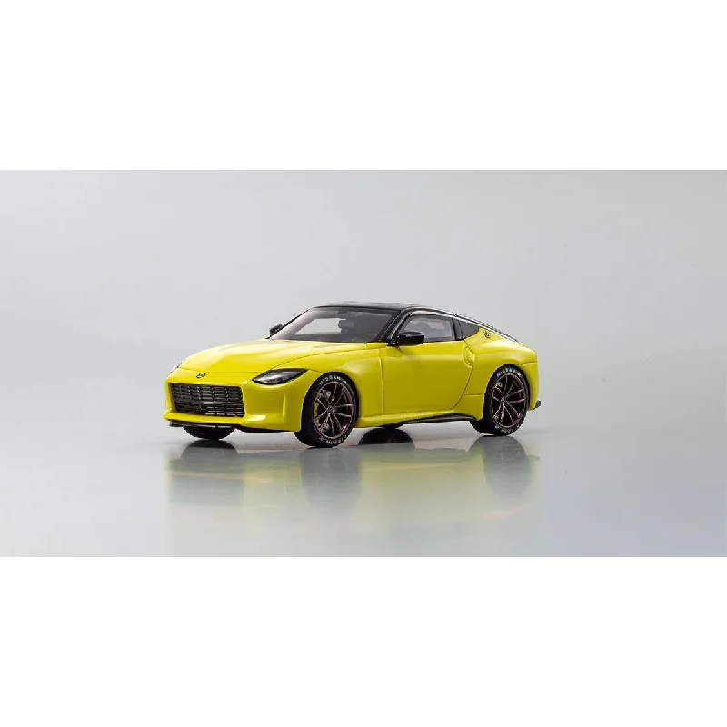High-quality toy cars Nissan Fairlady Z Prototype (Yellow) - 1:43 Scale Resin Model Car
