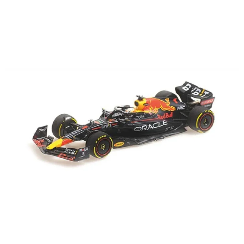 High-quality toy cars ORACLE RED BULL RACING RB18 - MAX VERSTAPPEN - WINNER SAUDI ARABIAN GP 2022 - 1:43 Scale Resin Model Car