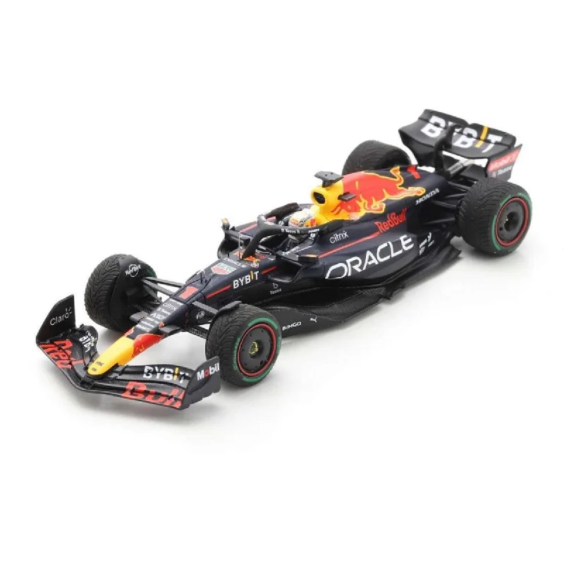 Fun toy carsOracle Red Bull Racing RB18 No.1 - Winner Japanese GP 2022 - 2022 Formula One Drivers' Champion - Max Verstappen.  With No.1 and World Champion Board - 1:43 Scale Resin Model Car